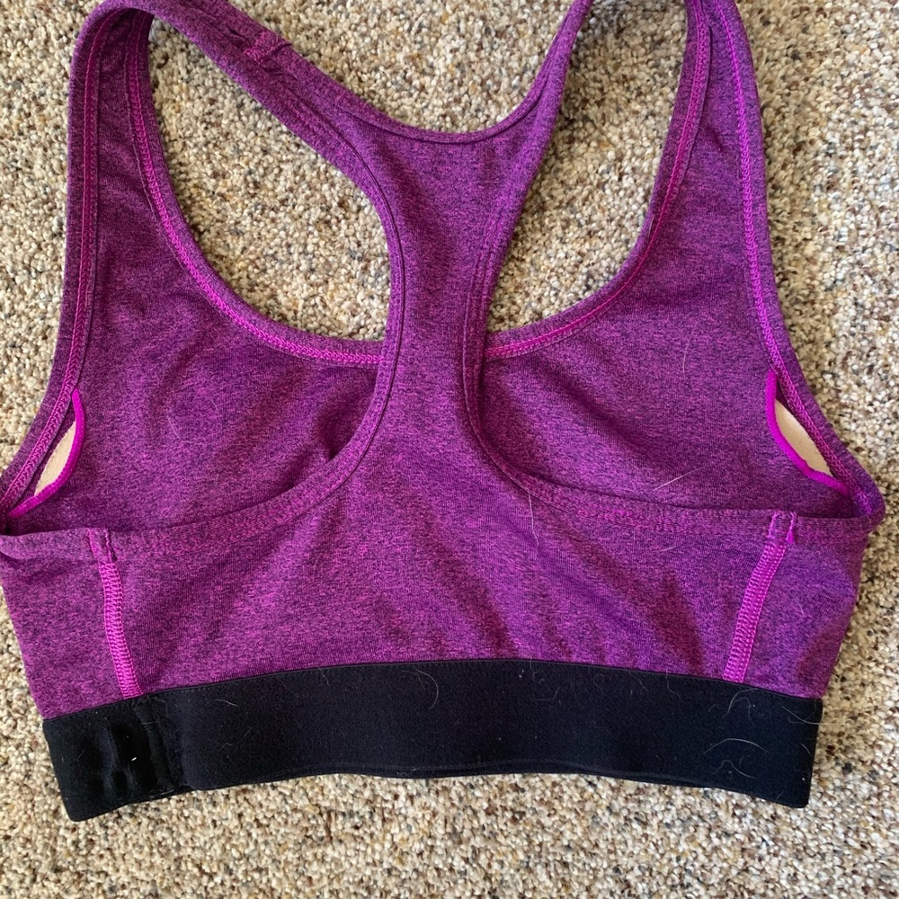 Sports Bras - Picture 4 of 4